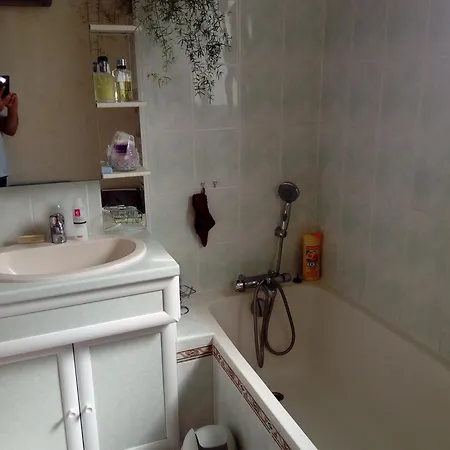 Chambre Chez L'Habitant Отель типа 